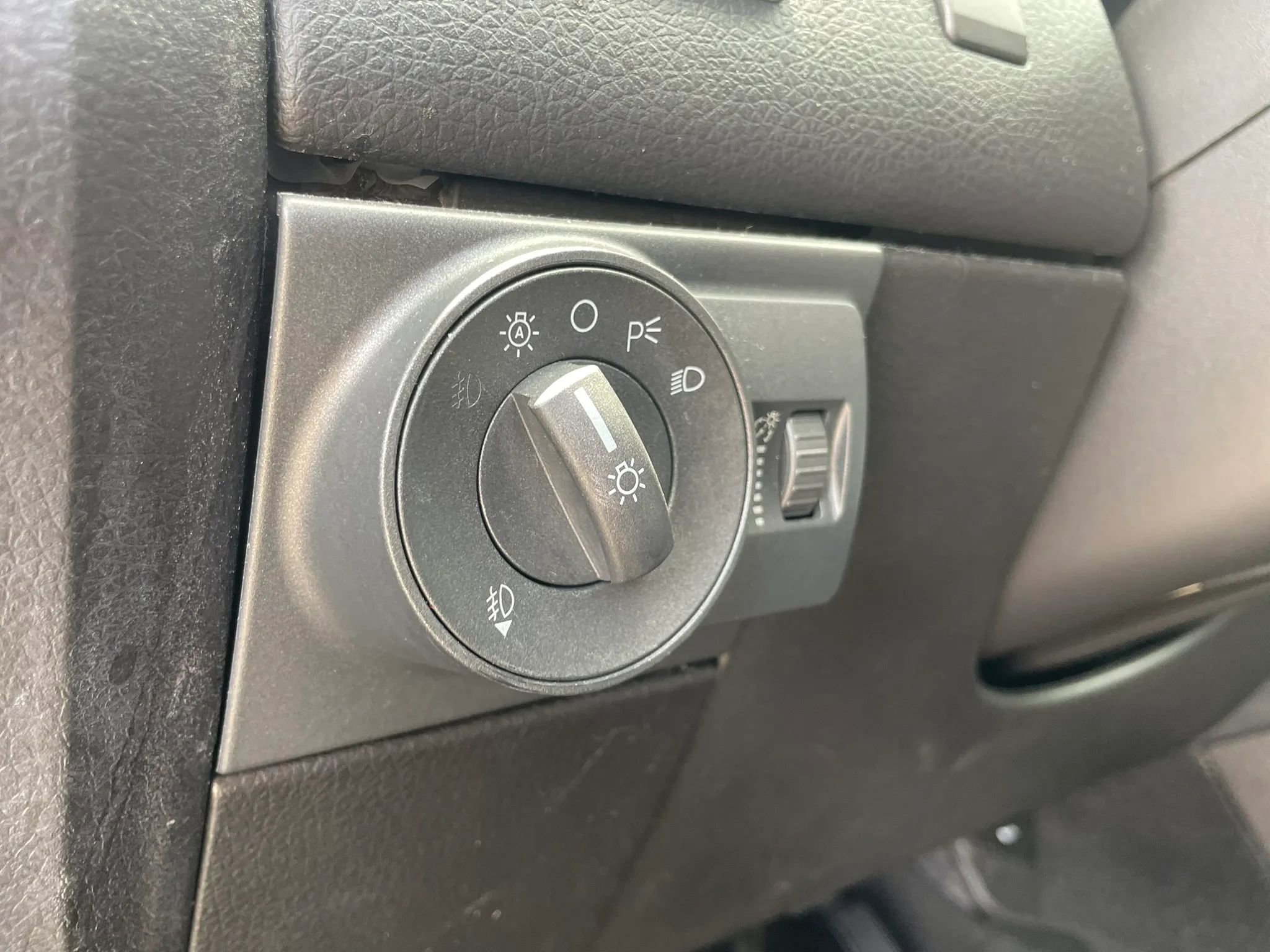 Used 2010 Lincoln MKX 2WD image 22