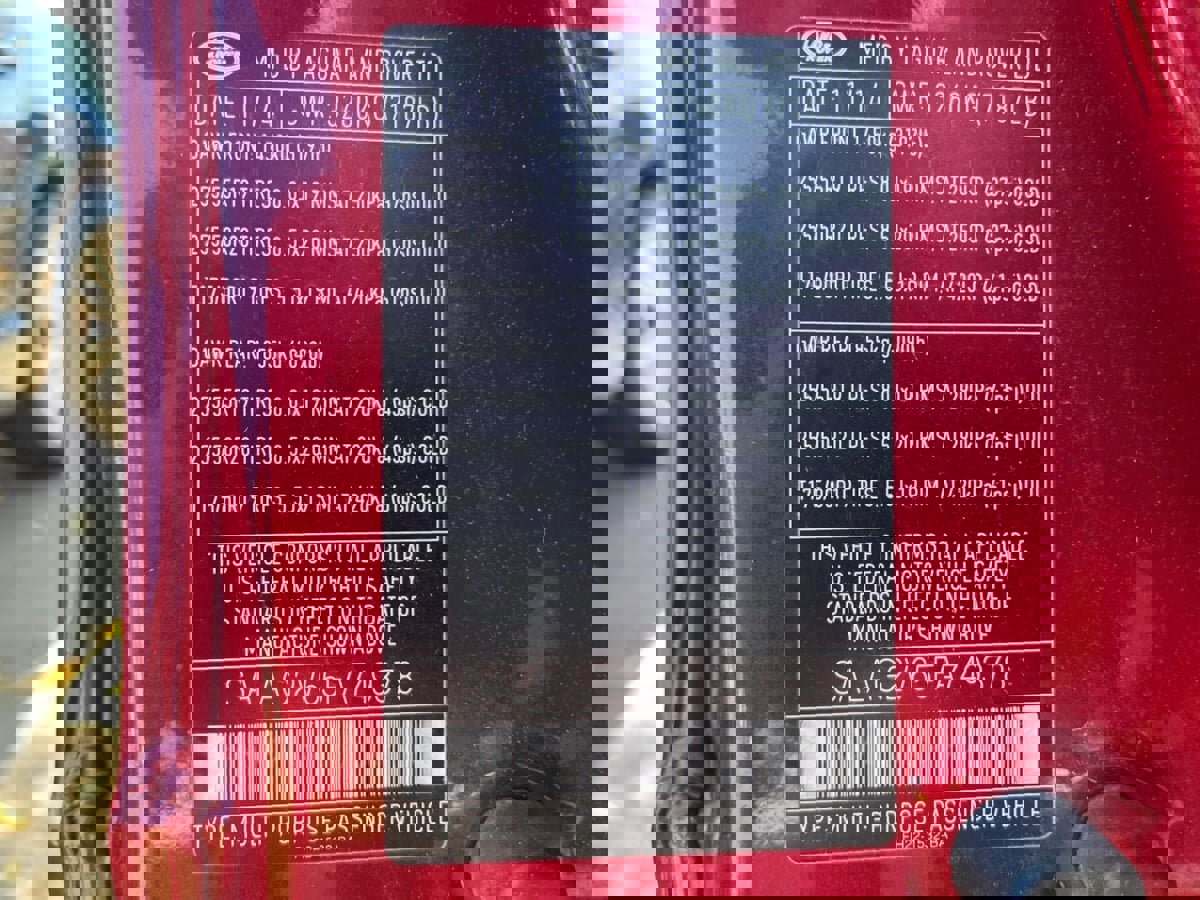 Used 2015 Land Rover LR4 HSE image 29