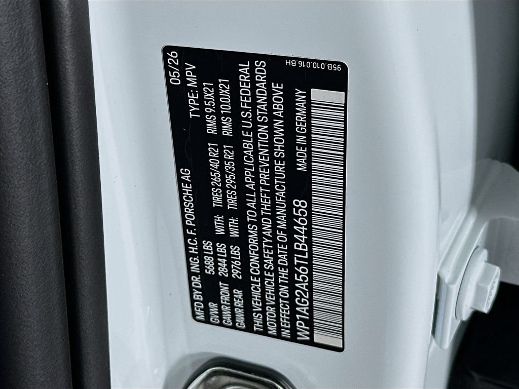 New 2026 Porsche Macan S AWD/4WD image 35