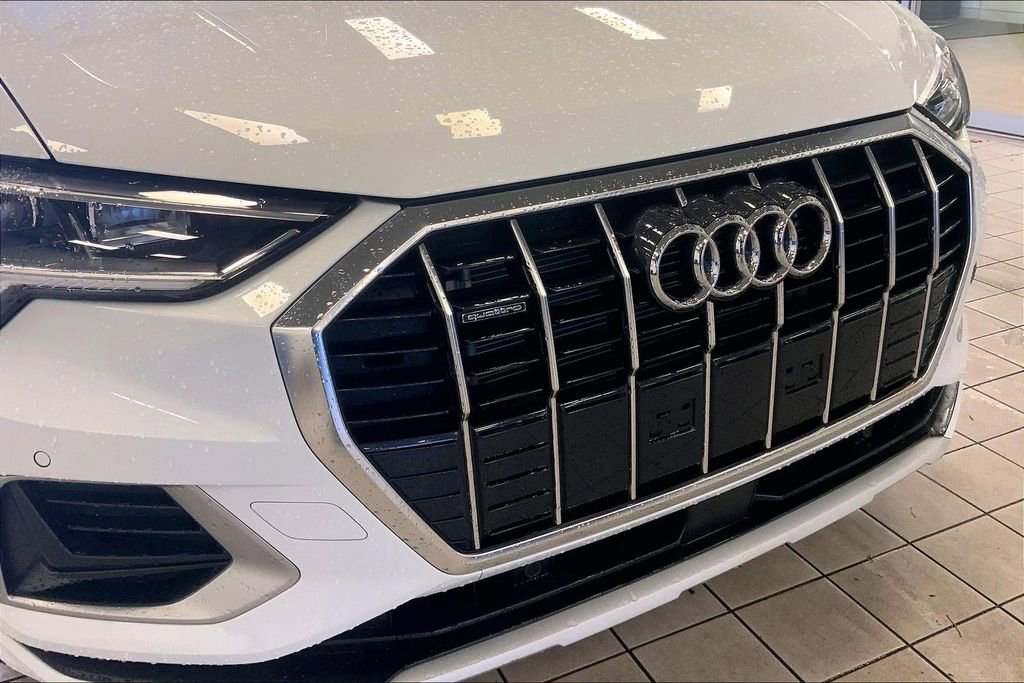 Certified 2024 Audi Q3 2.0T Premium image 32