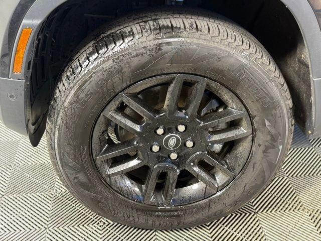 Certified 2025 Land Rover Defender 110 S AWD/4WD image 11