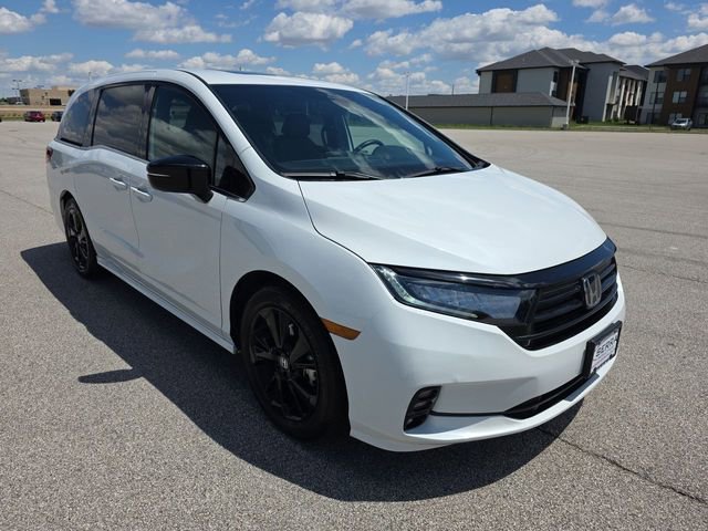 Used 2023 Honda Odyssey Sport image 15