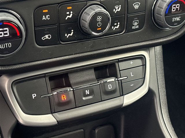 Certified 2024 GMC Terrain SLE w/ Driver Convenience Package FWD image 15