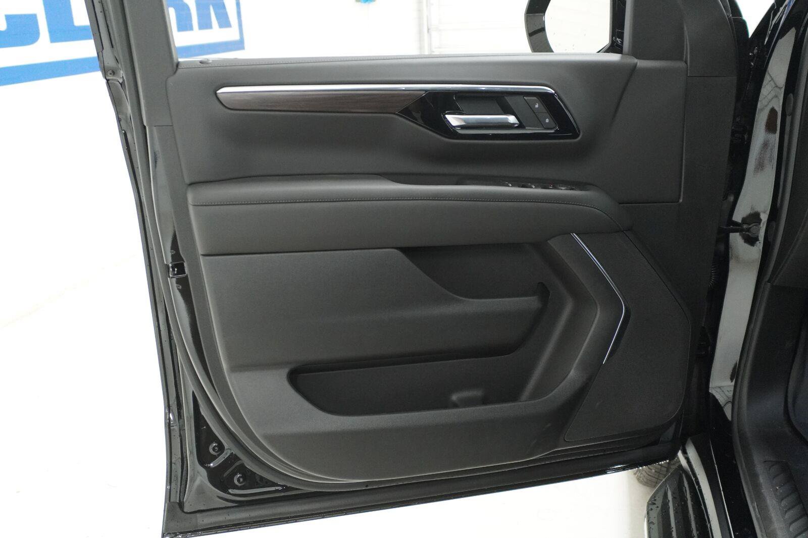 New 2026 Chevrolet Tahoe LS RWD image 23