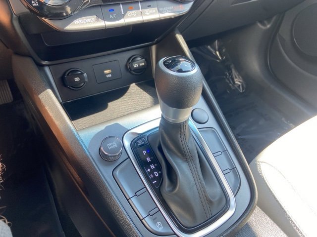 Used 2023 Hyundai Kona SEL image 15