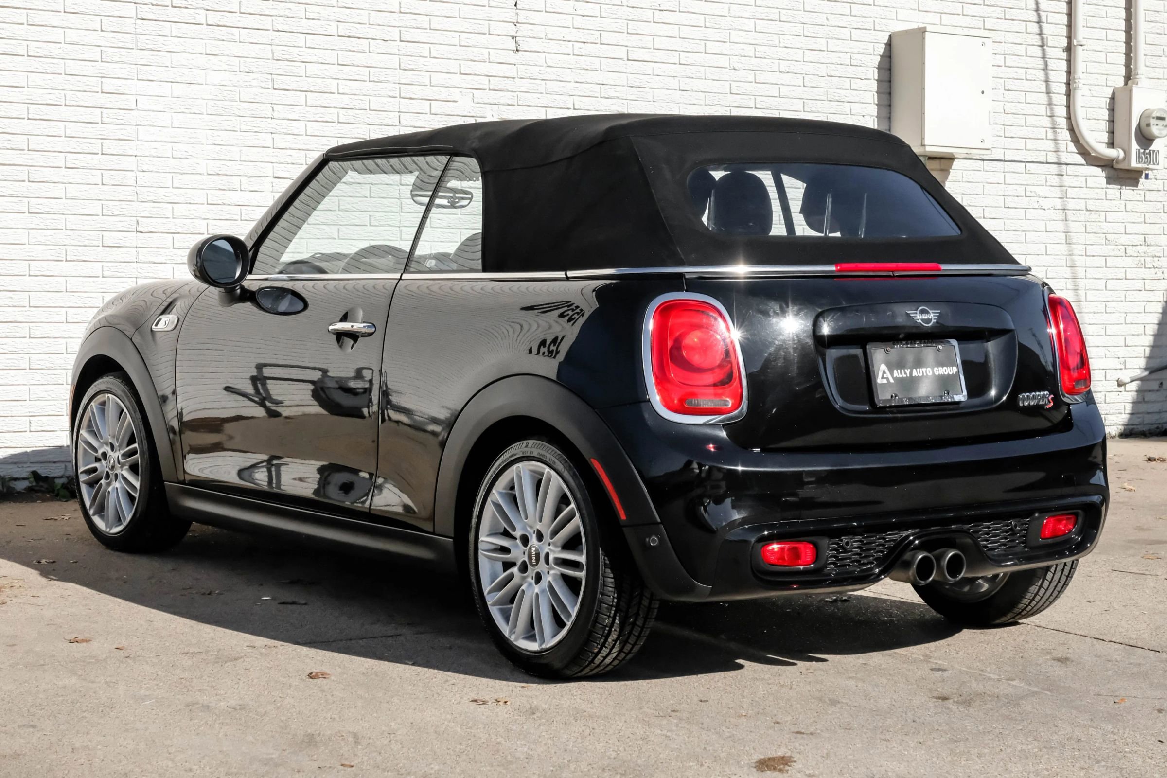 Used 2019 MINI Cooper S FWD image 9