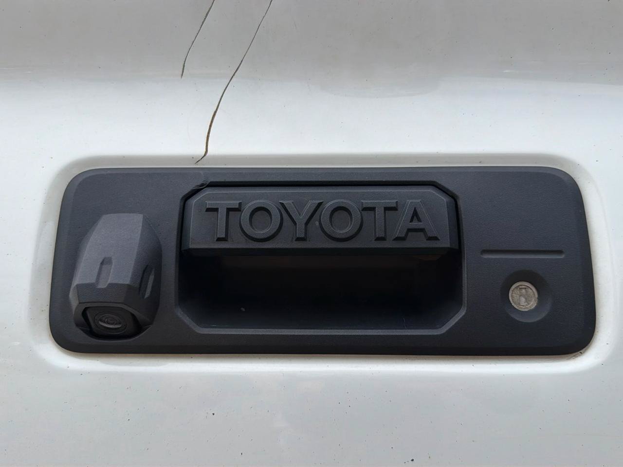 Used 2020 Toyota Tacoma TRD Sport AWD/4WD image 18