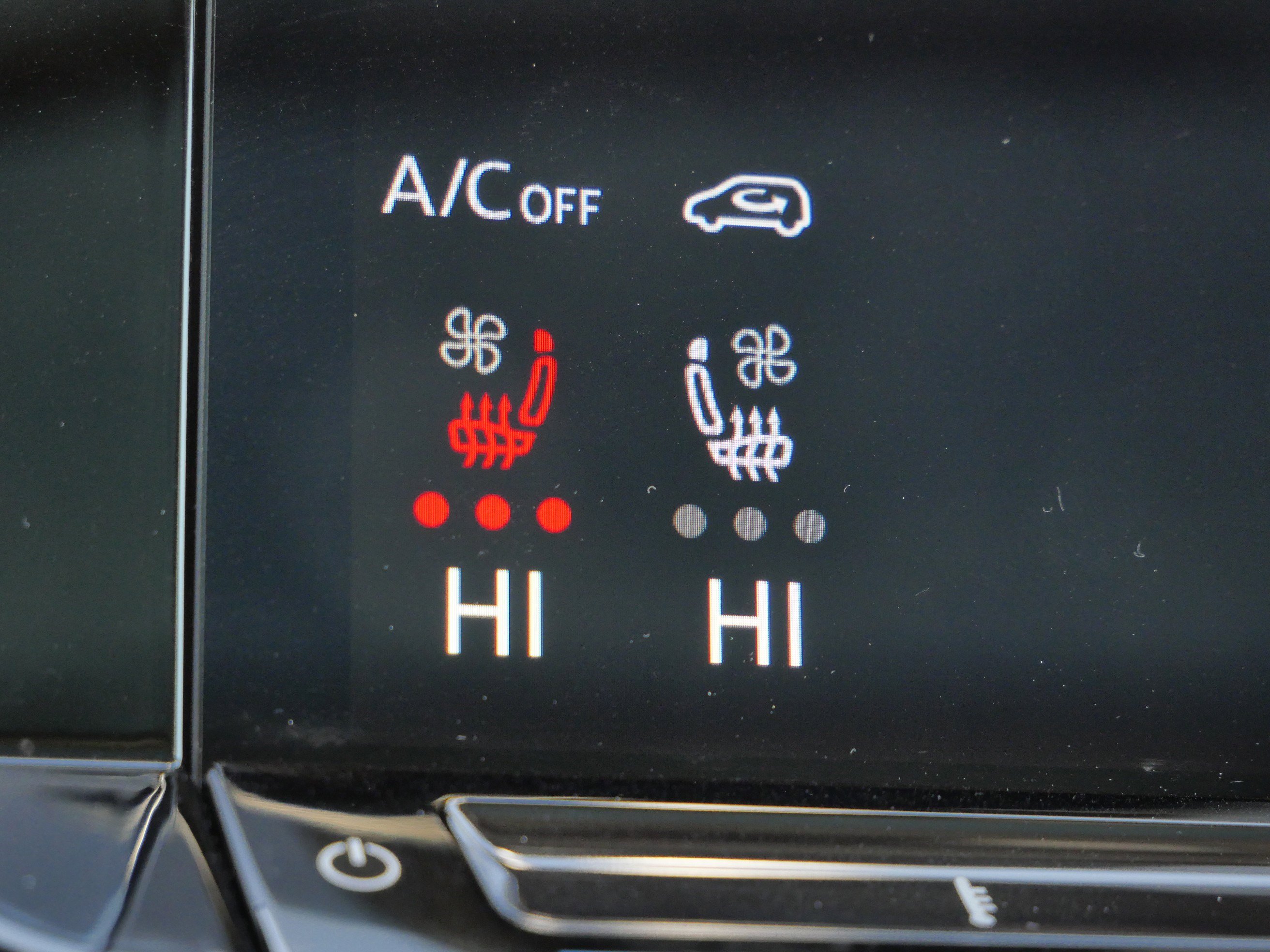 Certified 2024 Volkswagen Atlas SEL Premium R-Line image 30