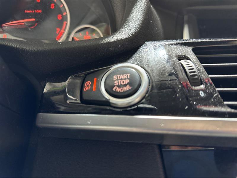 Used 2017 BMW X3 xDrive28i AWD/4WD image 31