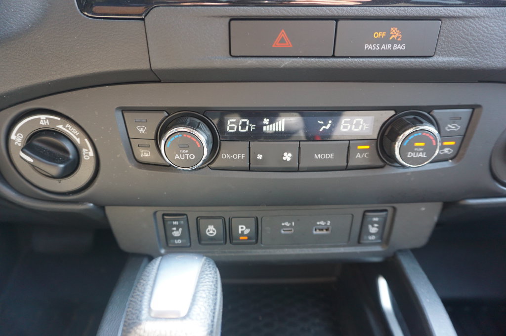 Used 2023 Nissan Frontier SV w/ SV Convenience Package AWD/4WD image 10