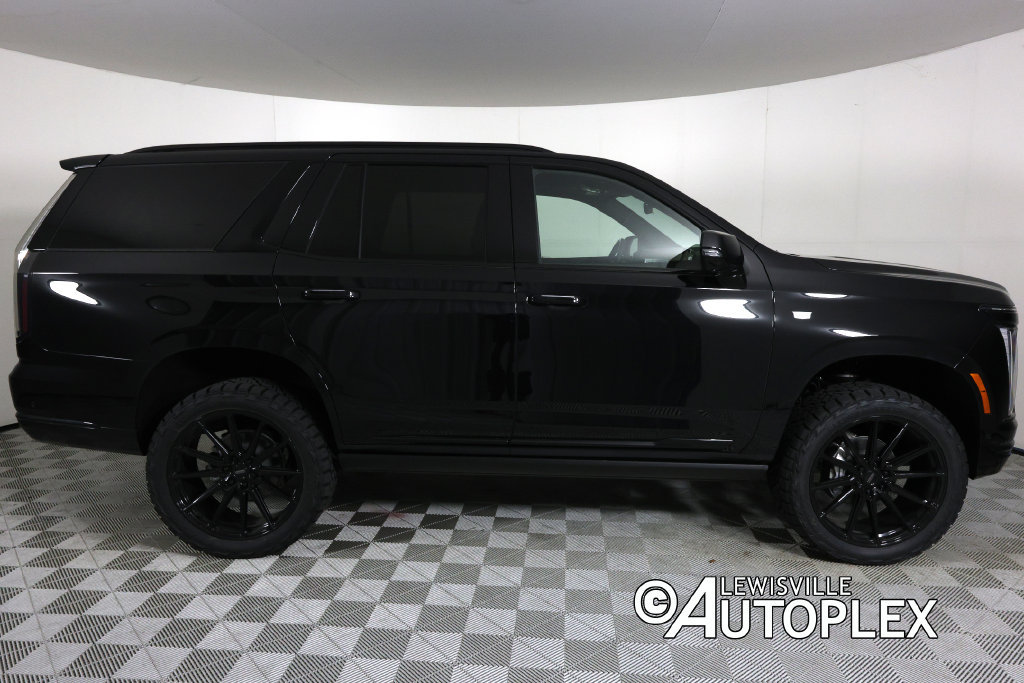 Used 2026 Cadillac Escalade Sport w/ LPO, ONYX Package AWD/4WD image 4