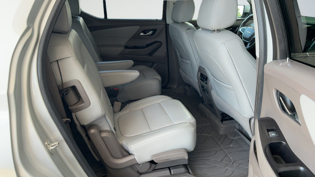 Used 2020 Chevrolet Traverse Premier FWD image 22