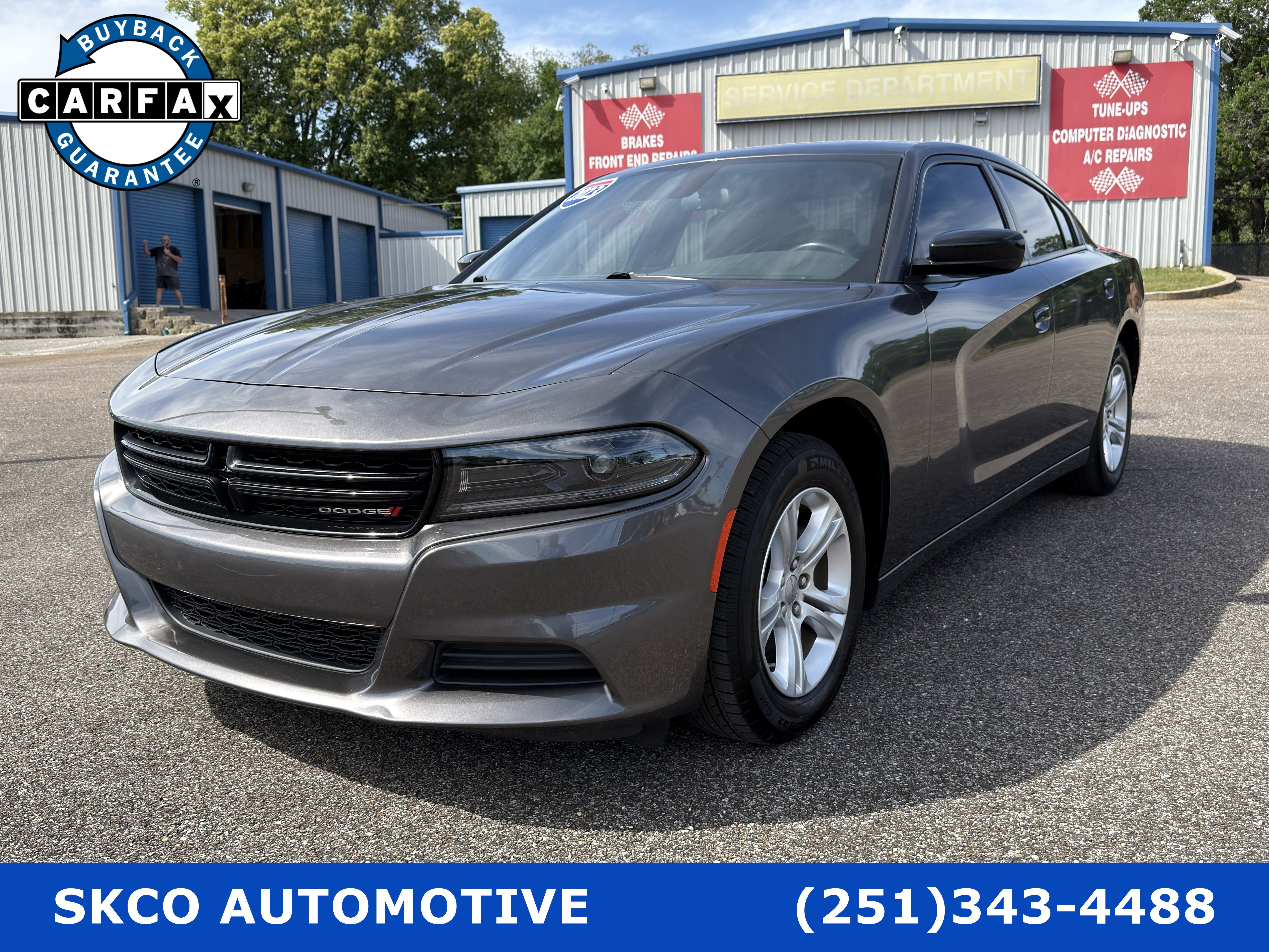 Used 2023 Dodge Charger SXT RWD image 1