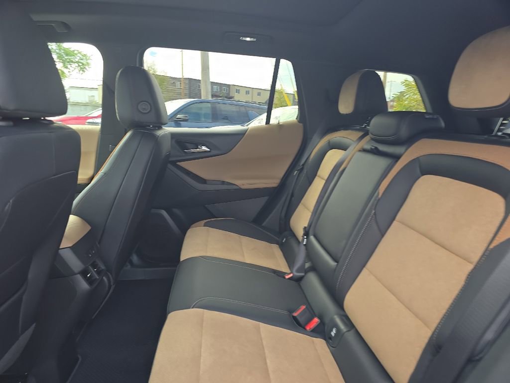 New 2026 Chevrolet Equinox ACTIV w/ Convenience Package III image 16