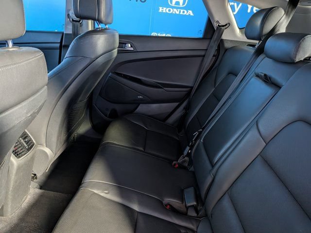 Used 2018 Hyundai Tucson Limited w/ Ultimate Package 02 FWD image 16