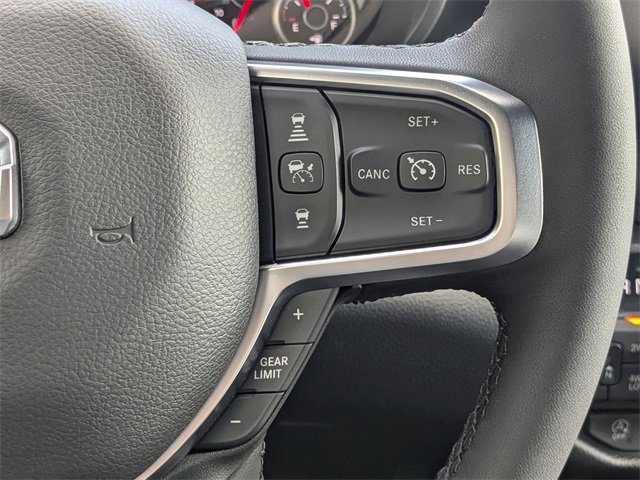 New 2026 RAM 1500 4x4 Crew Cab image 25