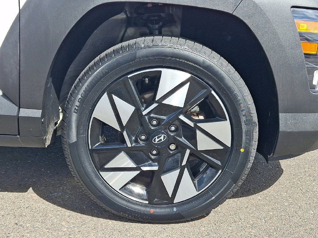 Certified 2024 Hyundai Kona SEL AWD/4WD image 9