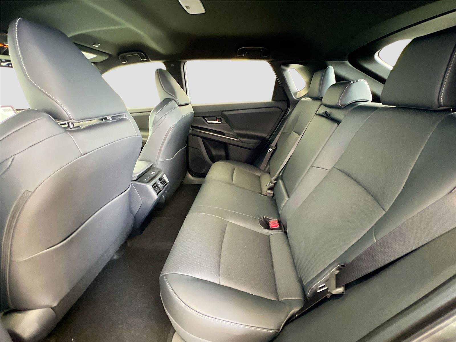 New 2026 Subaru Solterra image 25