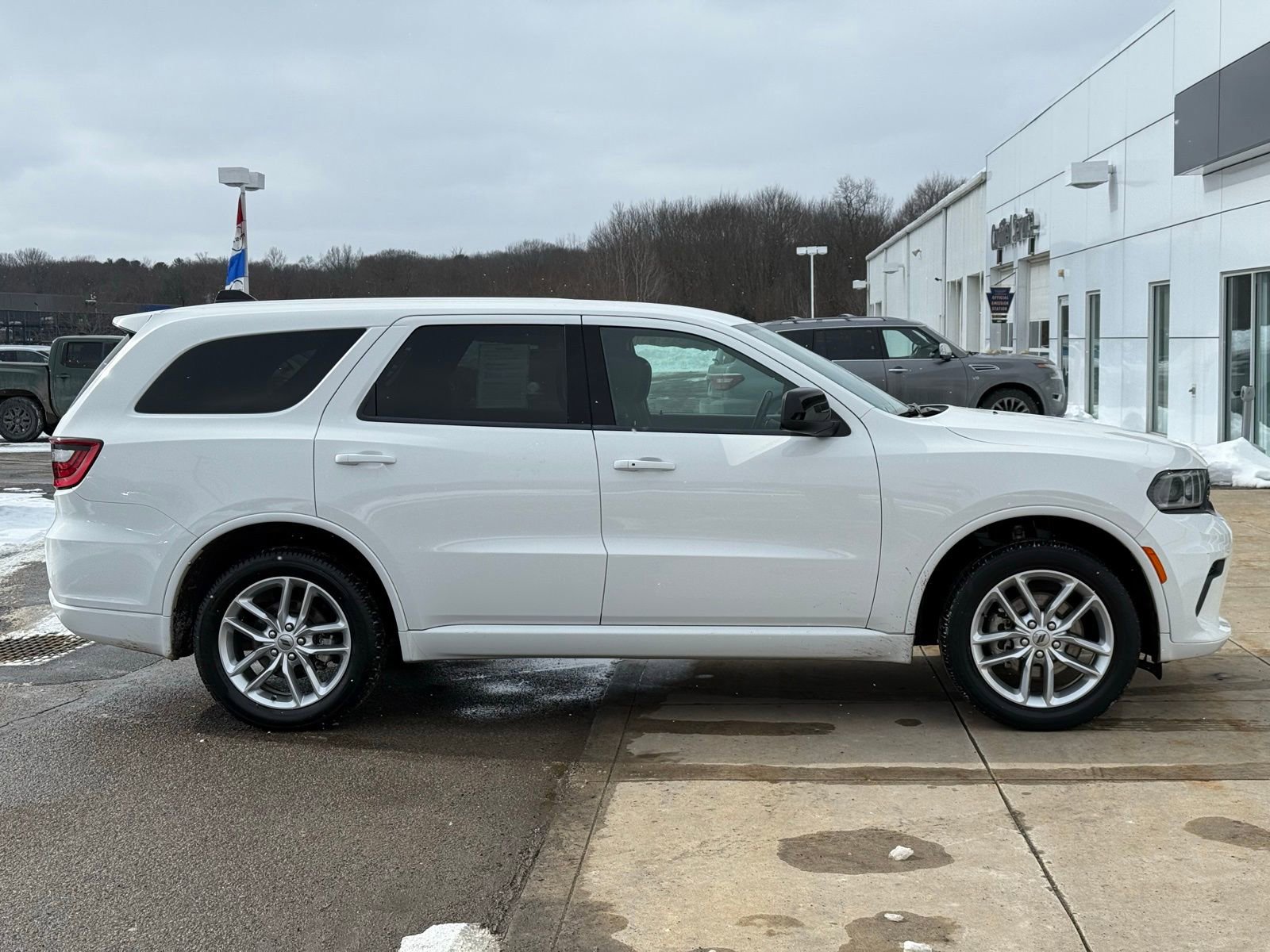 Used 2023 Dodge Durango GT image 7