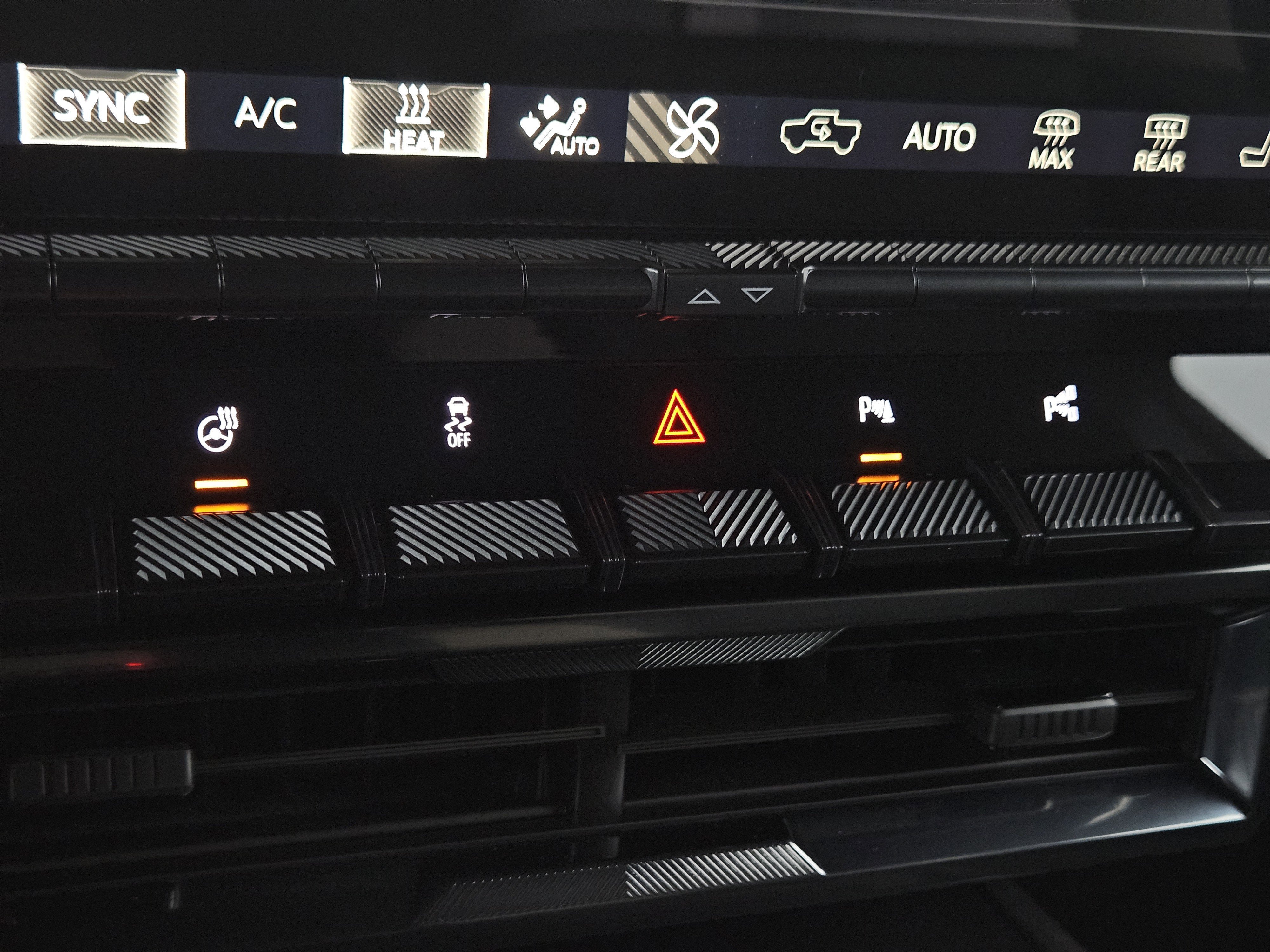 New 2026 GMC Hummer EV SUV AWD/4WD image 23