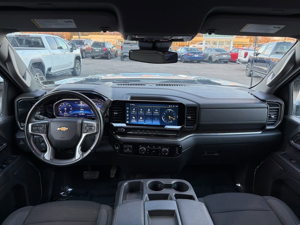 Used 2024 Chevrolet Silverado 2500 LT image 21