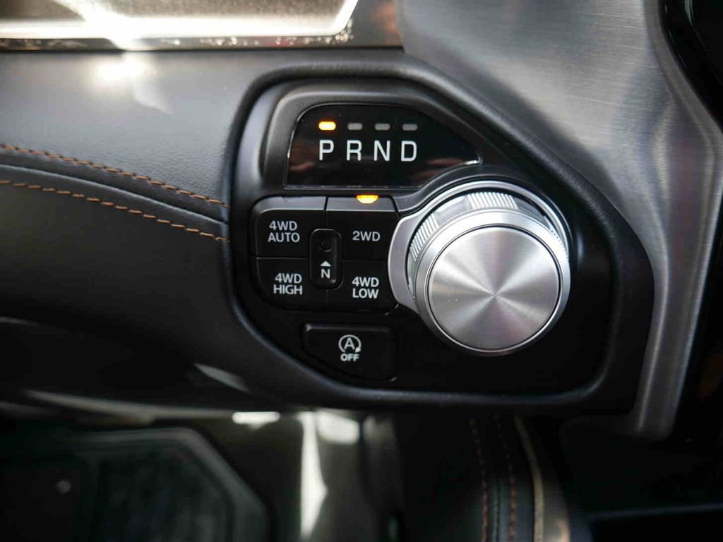 Used 2023 RAM 1500 Limited w/ Body-Colour Bumper Group image 43