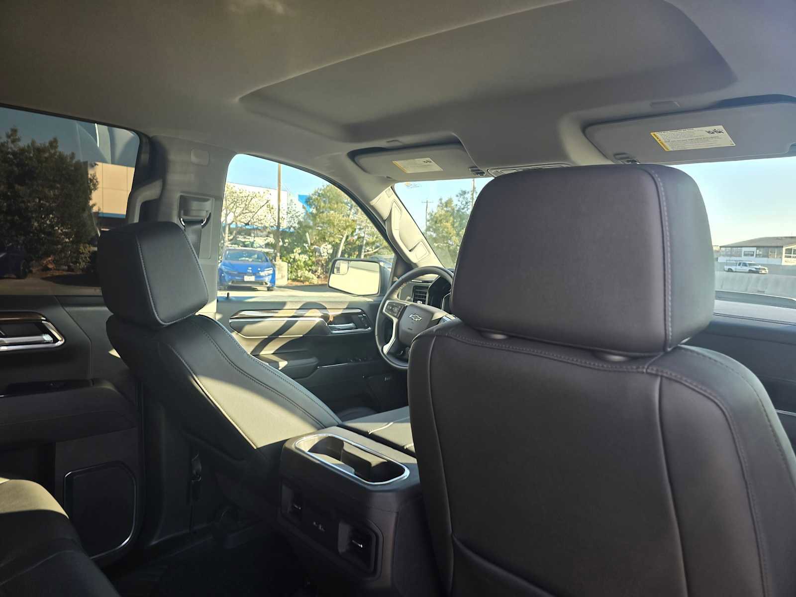 Used 2024 Chevrolet Silverado 1500 LT Trail Boss w/ Convenience Package II image 15