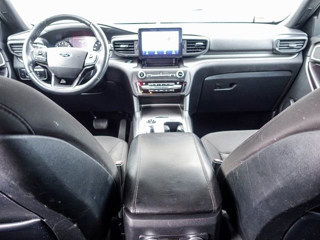 Used 2020 Ford Explorer XLT w/ Comfort Package image 31