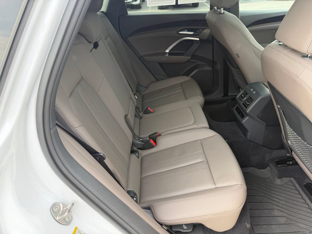 Certified 2025 Audi Q5 Premium w/ Convenience Package AWD/4WD image 18