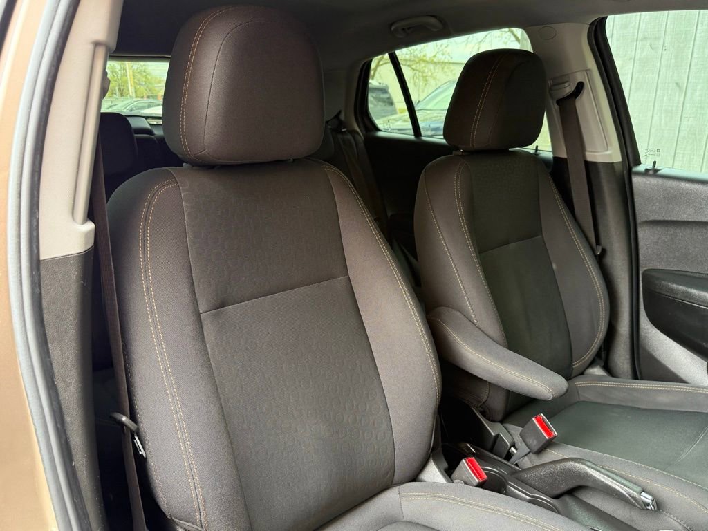 Used 2018 Chevrolet Trax LS image 17