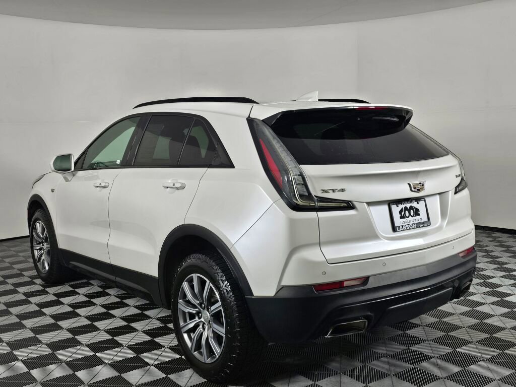 Used 2020 Cadillac XT4 Sport w/ Cold Weather Package image 5