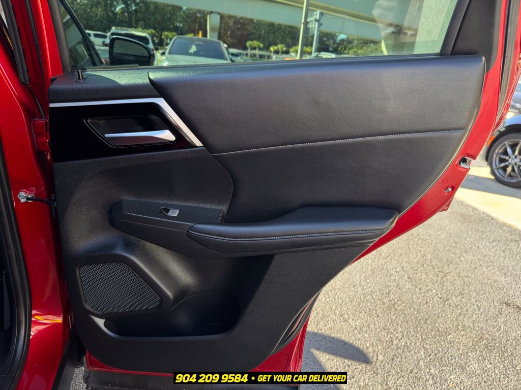 Used 2022 Mitsubishi Outlander SE FWD image 34