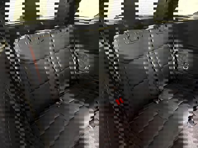 New 2026 Ford Explorer ST-Line AWD/4WD image 17