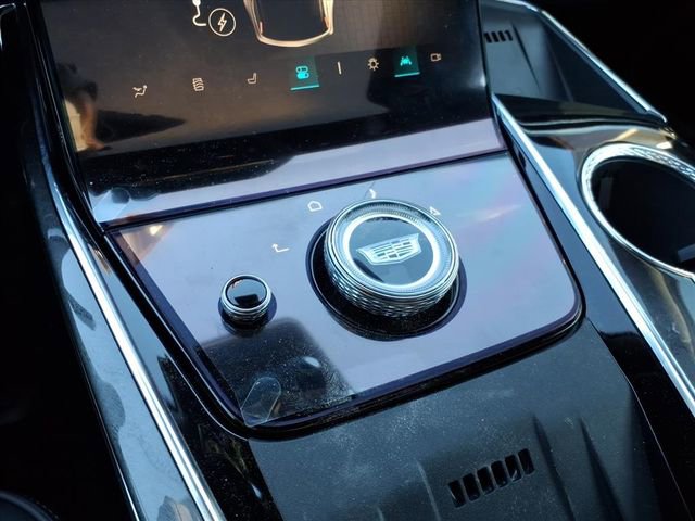 New 2026 Cadillac Escalade IQ Luxury 2 image 32