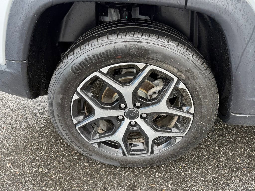 Certified 2025 Jeep Compass Limited AWD/4WD image 15