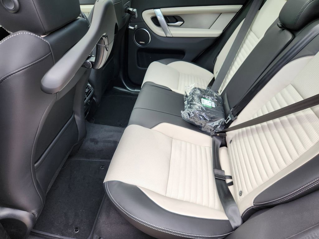 New 2026 Land Rover Discovery Sport Landmark AWD/4WD image 11