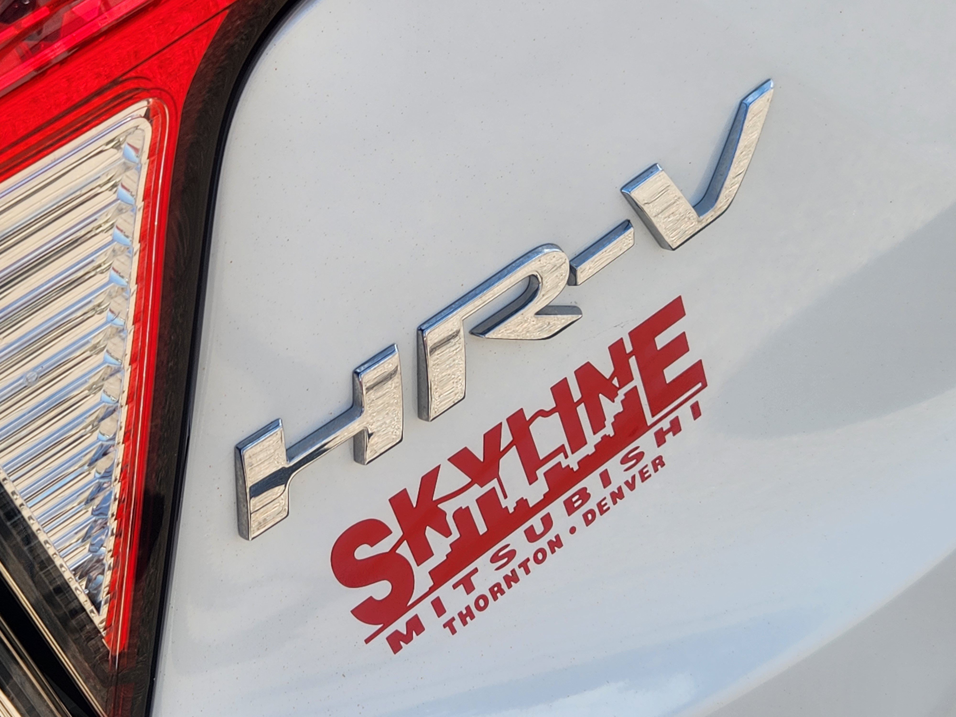 Used 2022 Honda HR-V EX-L image 8