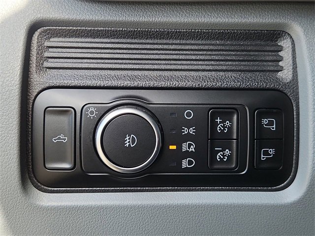 Used 2025 Ford F250 XLT w/ FX4 Off-Road Package image 16