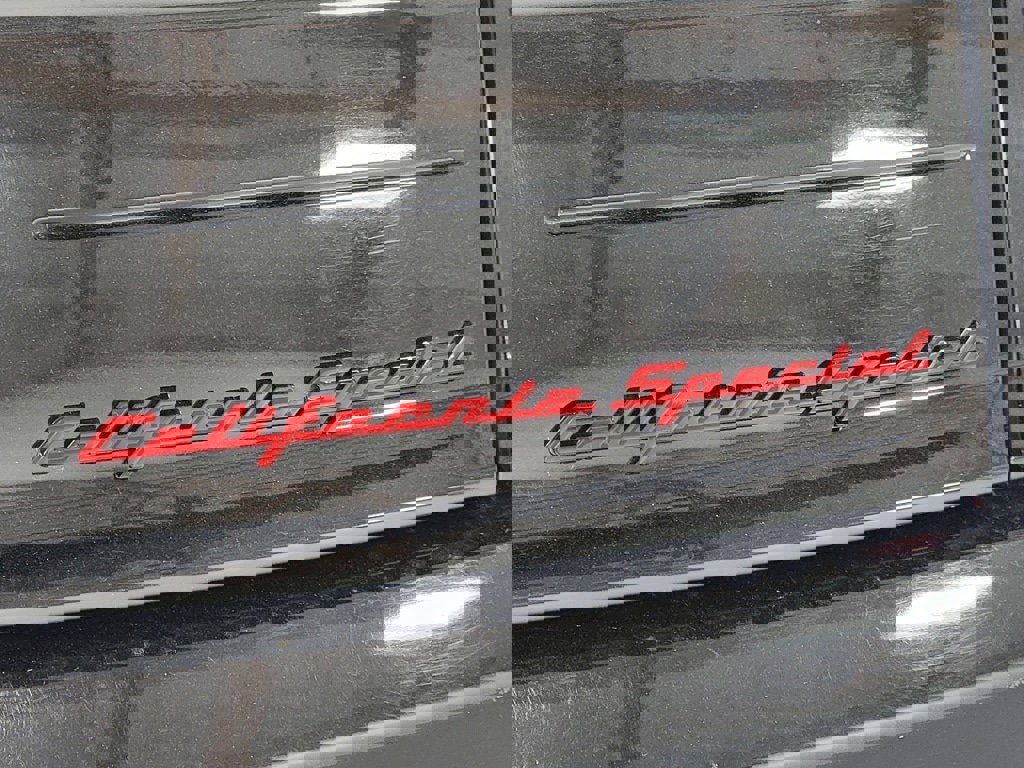 Used 2020 Ford Mustang GT Premium w/ Equipment Group 401A RWD image 11