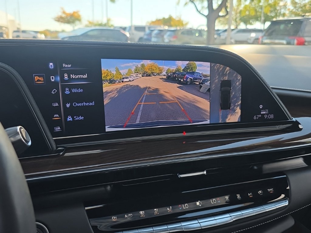 Certified 2024 Cadillac Escalade Sport Platinum w/ LPO, ONYX Package AWD/4WD image 36