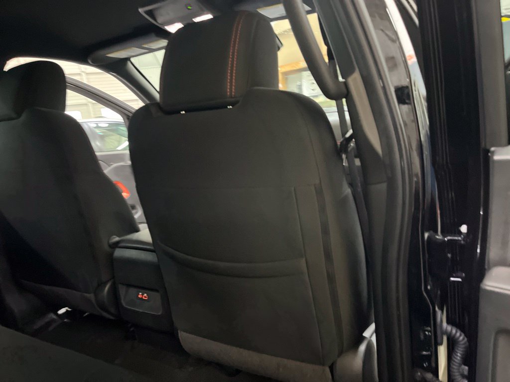 Used 2024 Nissan Frontier PRO-4X AWD/4WD image 29