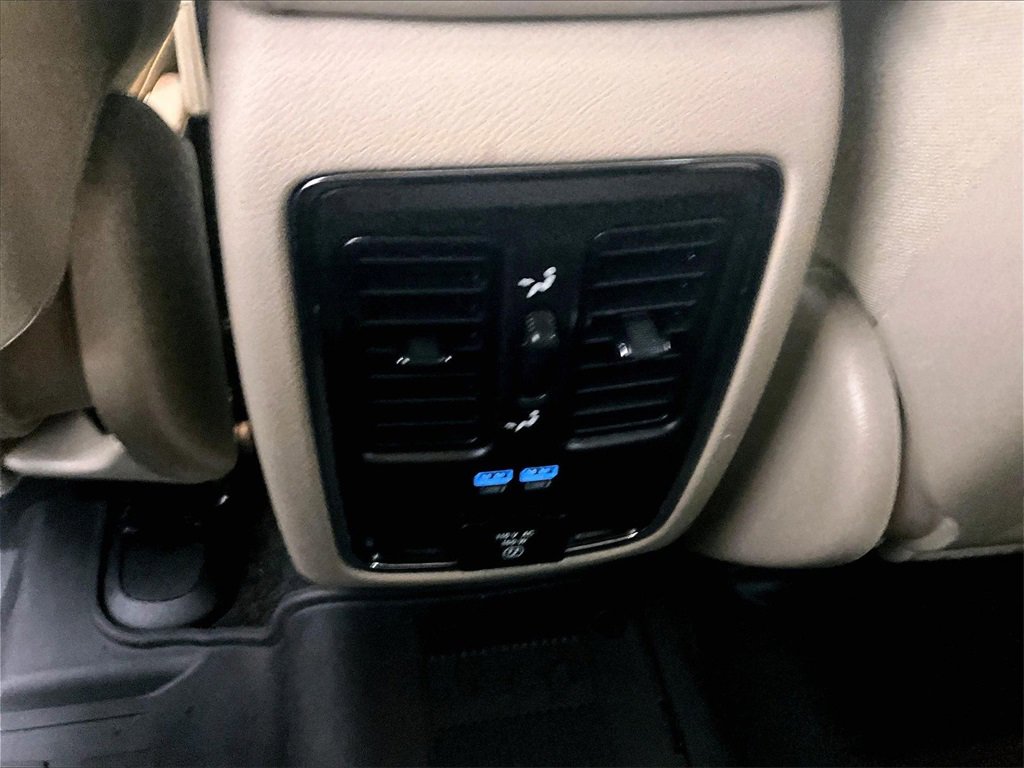 Used 2021 Jeep Grand Cherokee Limited w/ Premium Lighting Group image 27