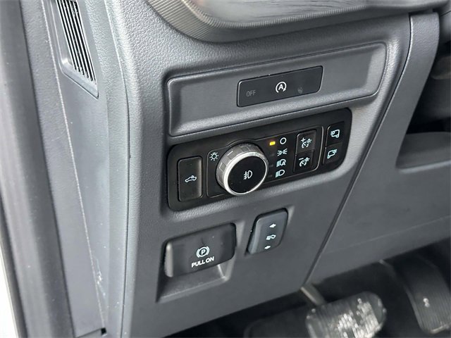 Used 2025 Ford F150 Lariat w/ Equipment Group 502A High image 25