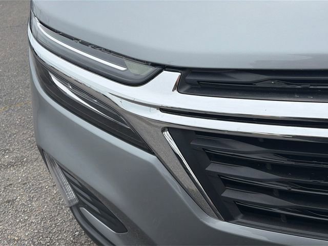 Used 2024 Chevrolet Equinox LT w/ LPO, Floor Liner Package AWD/4WD image 11