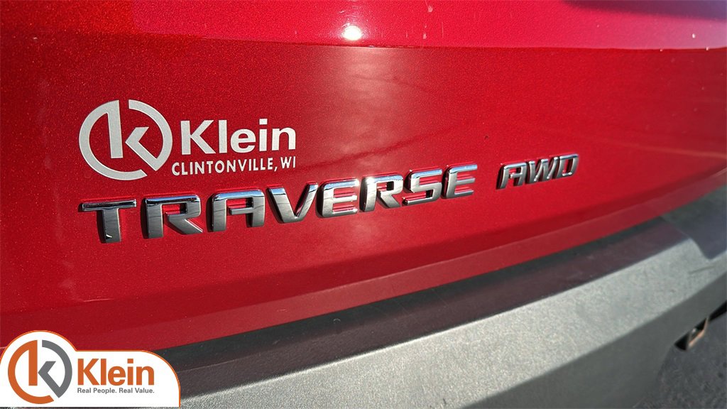 Used 2023 Chevrolet Traverse LT image 12