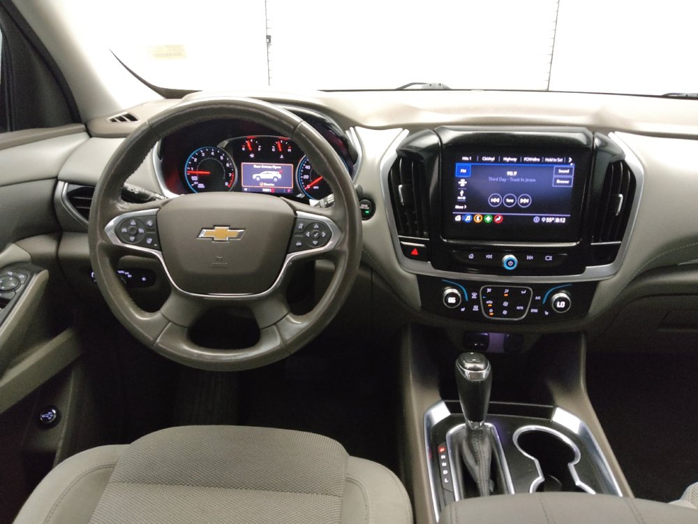 Used 2020 Chevrolet Traverse LT w/ Driver Confidence II Package AWD/4WD image 22