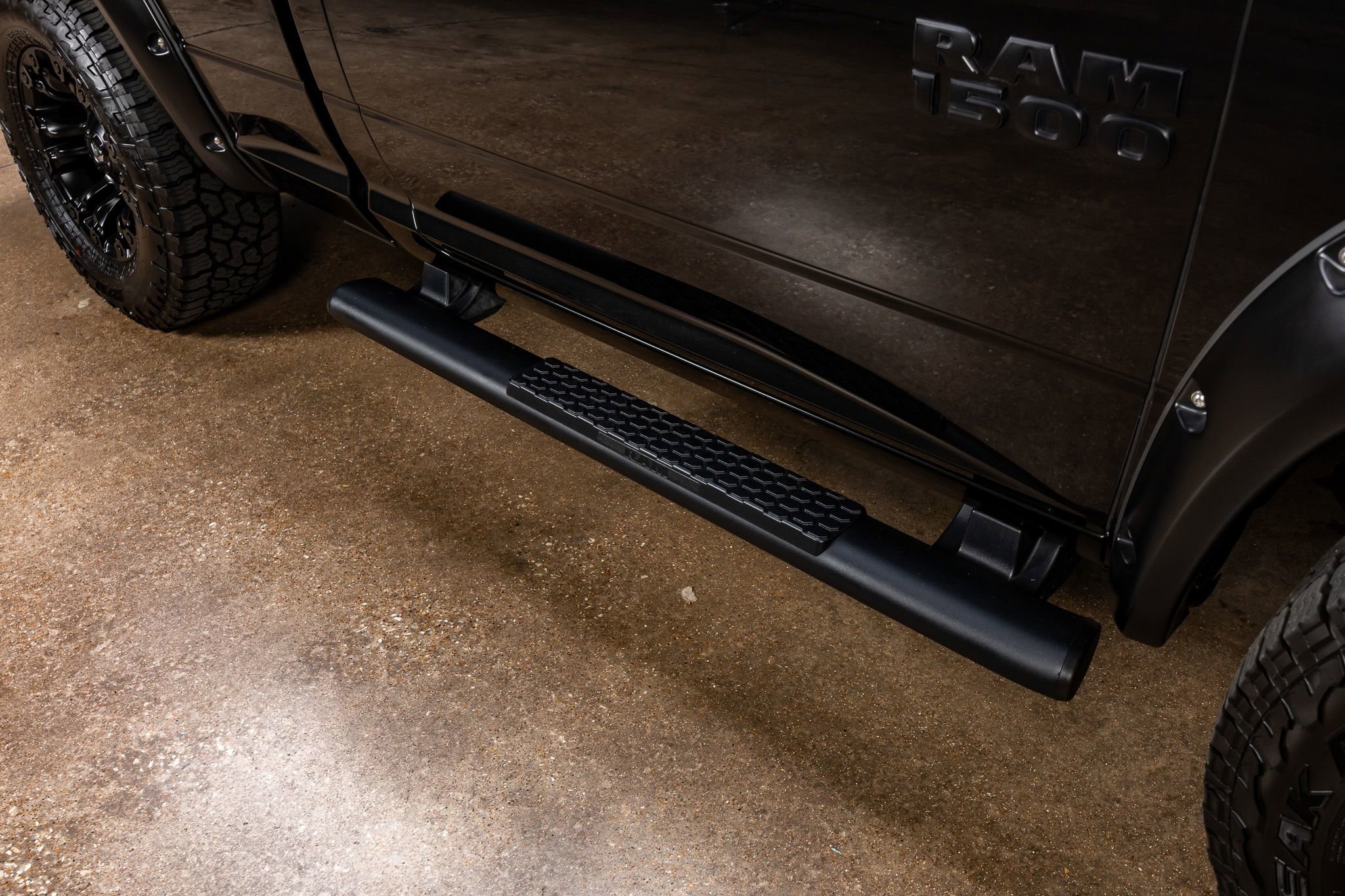 Used 2017 RAM 1500 Sport w/ Black Ram 1500 Sport Group image 12