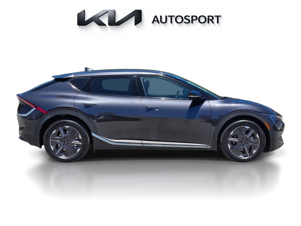 New 2026 Kia EV6 Light AWD/4WD image 7