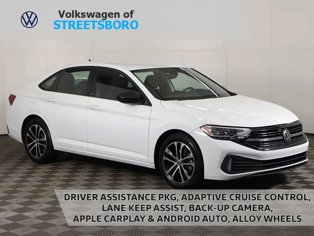 Used 2023 Volkswagen Jetta Sport FWD image 1