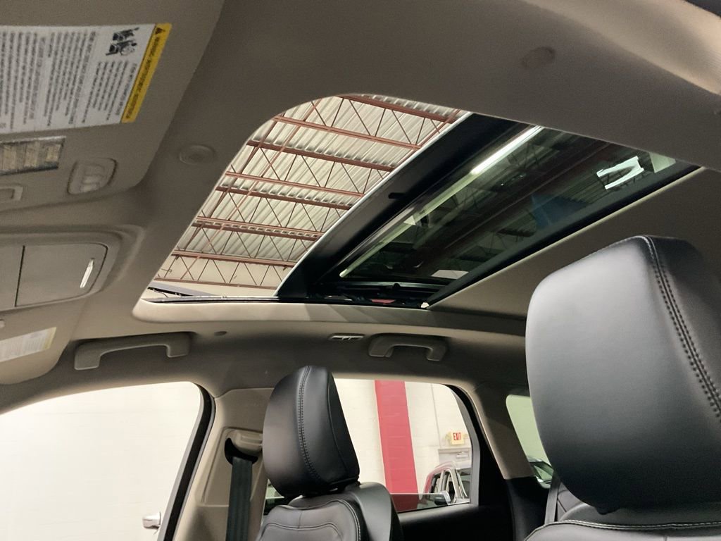 New 2026 Lincoln Corsair Premiere image 12